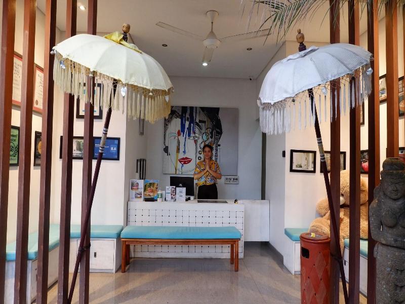 Beautiful Bali Villas - 6 Mins Walk To The Beach image