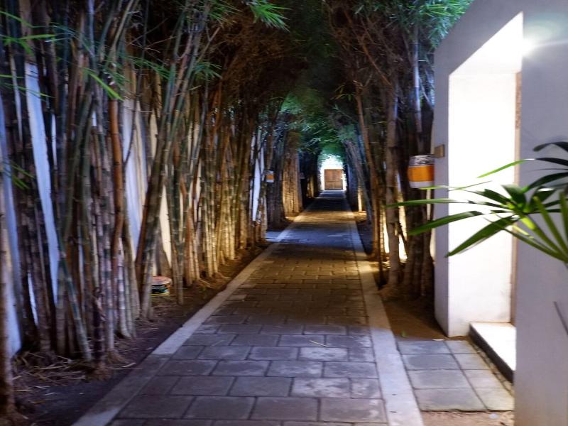 Beautiful Bali Villas - 6 Mins Walk To The Beach image