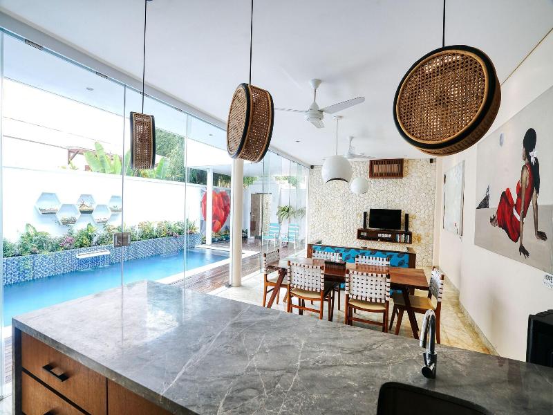 Beautiful Bali Villas - 6 Mins Walk To The Beach image