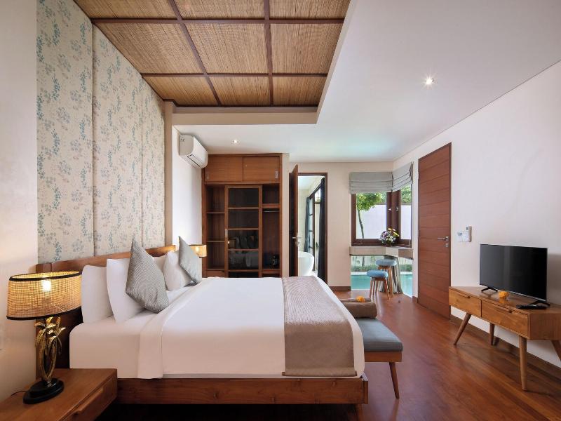 Beautiful Bali Villas - 6 Mins Walk To The Beach image