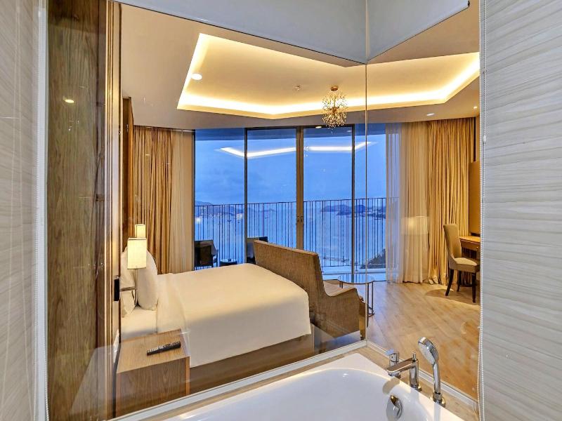 S79 Suite Mocean Panorama Nha Trang image