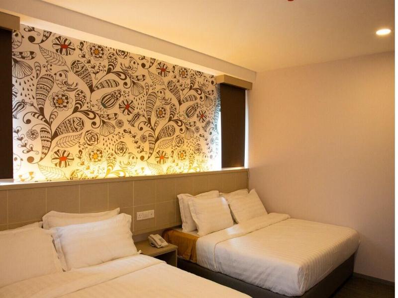 The Crown Hotel Klia image