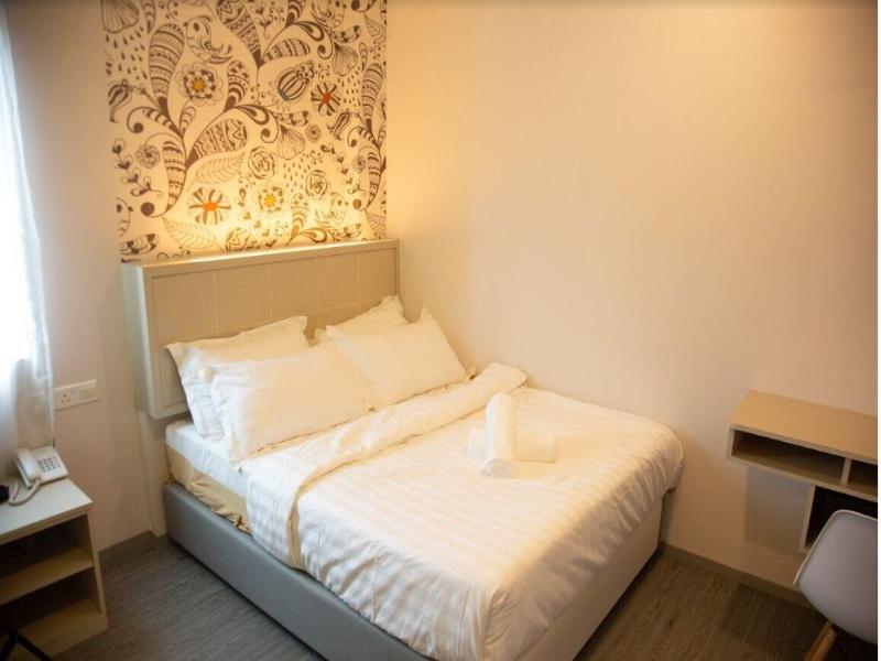 The Crown Hotel Klia image