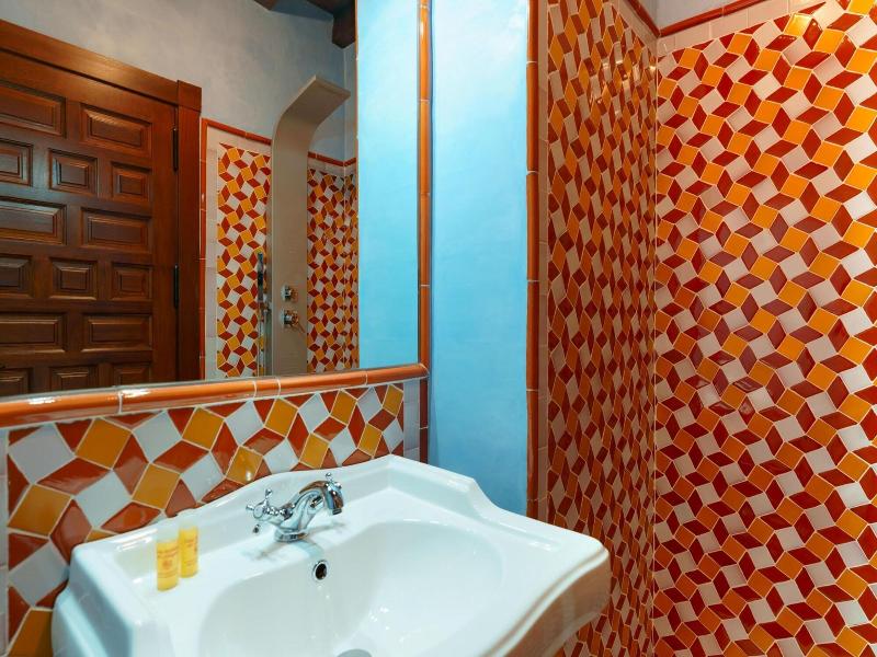 Suites Casa De Las Columnas image