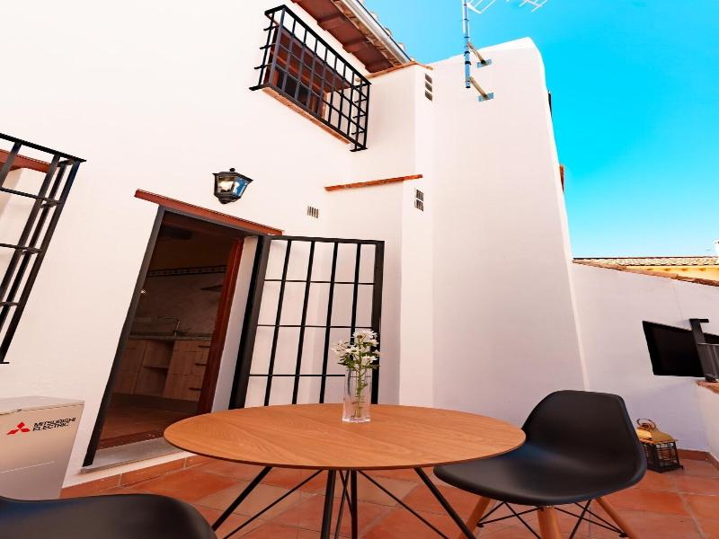 Suites Casa De Las Columnas image