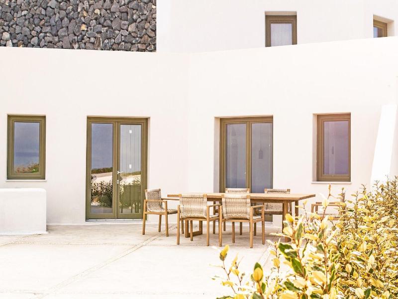 Aregou Villas