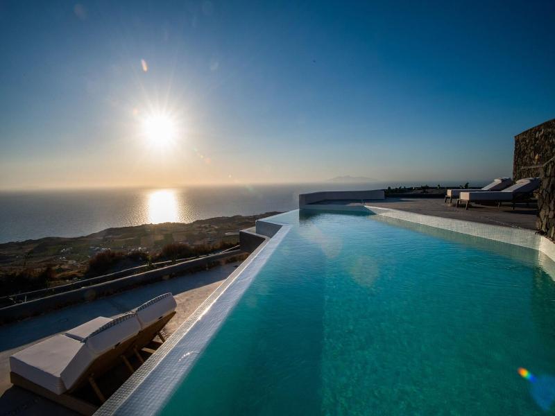 Aregou Villas