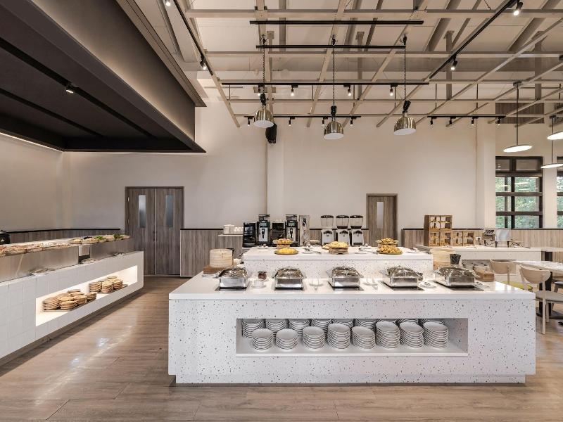 The Moment Hotel Yilan By Lakeshore image