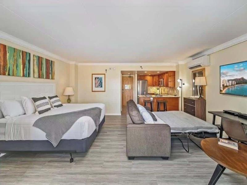 @ Marbella Lane - Ocean Marina View Ilikai Hotel image