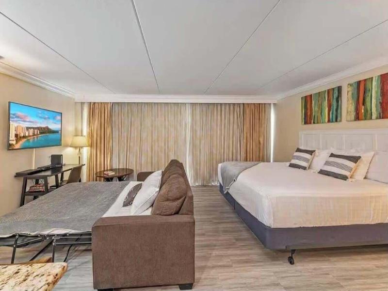 @ Marbella Lane - Ocean Marina View Ilikai Hotel image
