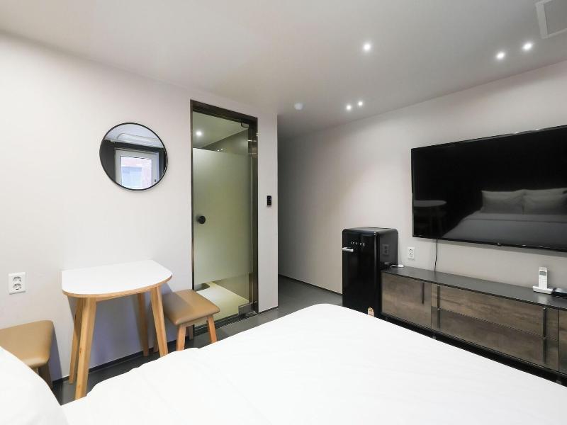 Hotel Home image