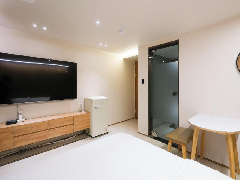 Hotel Home image