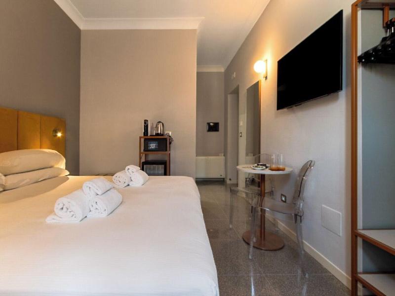 Velia Relais image