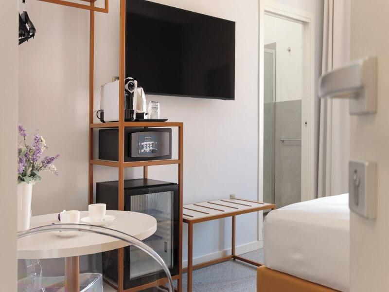 Velia Relais image