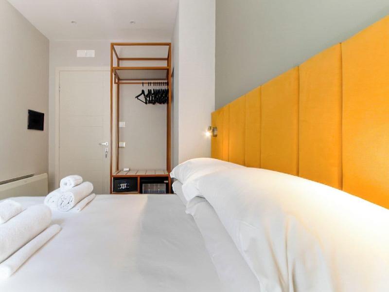 Velia Relais image