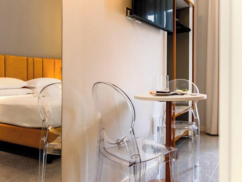Velia Relais image