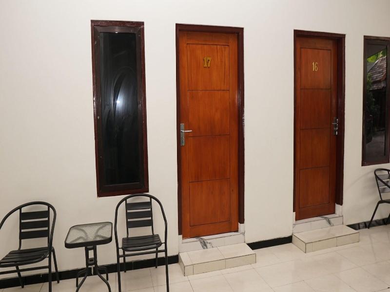 Jazz Room Kampung Inggris Syariah image