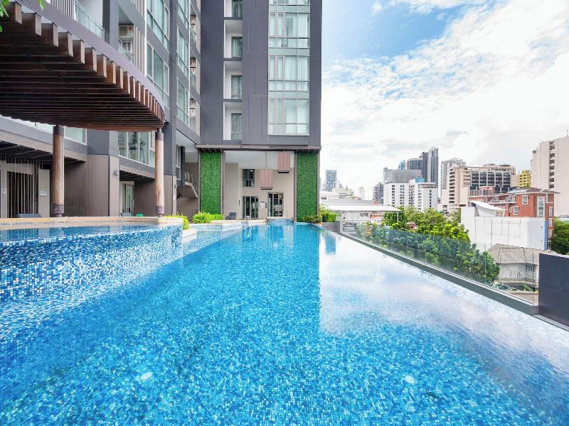 The Rich Grand Residence Sukhumvit image