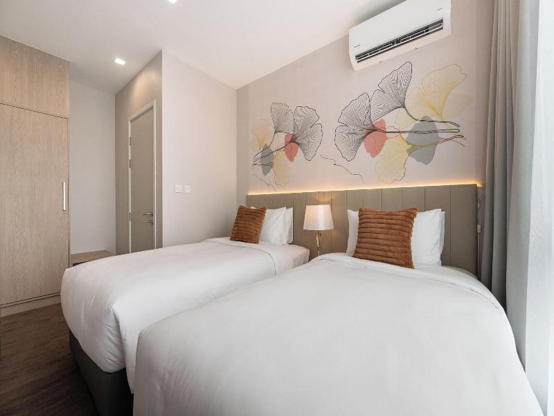 The Rich Grand Residence Sukhumvit image