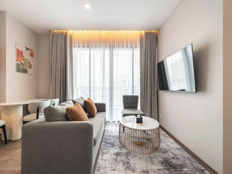 The Rich Grand Residence Sukhumvit image