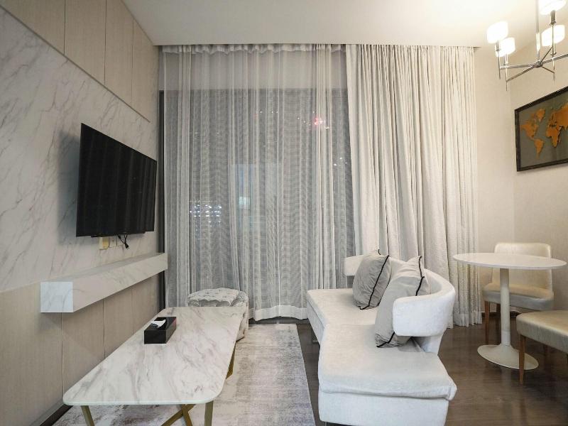The Rich Grand Residence Sukhumvit image