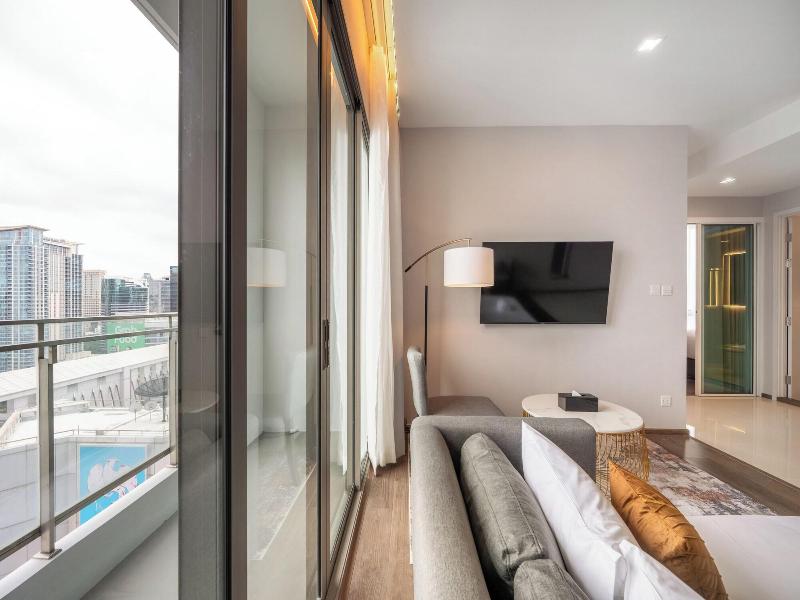 The Rich Grand Residence Sukhumvit image