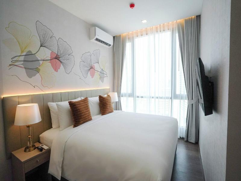 The Rich Grand Residence Sukhumvit image