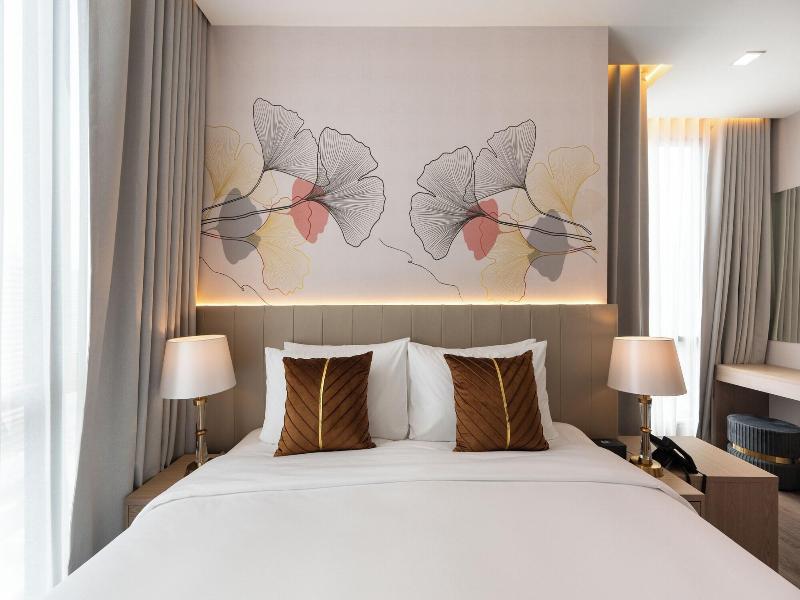 The Rich Grand Residence Sukhumvit image