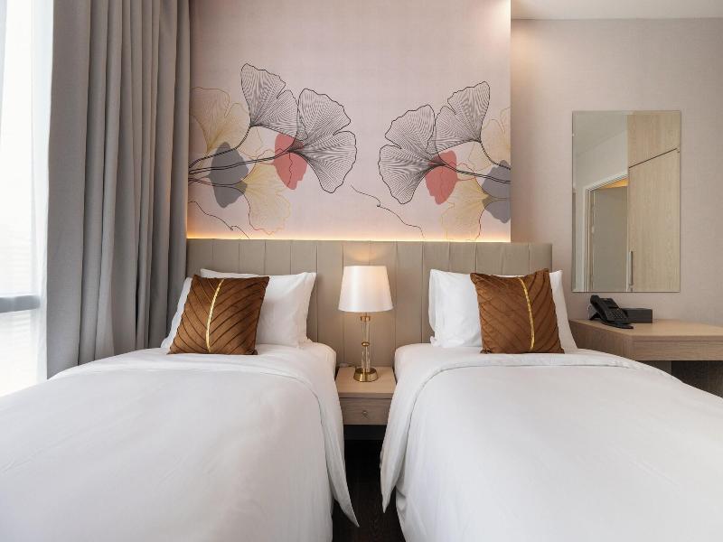 The Rich Grand Residence Sukhumvit image