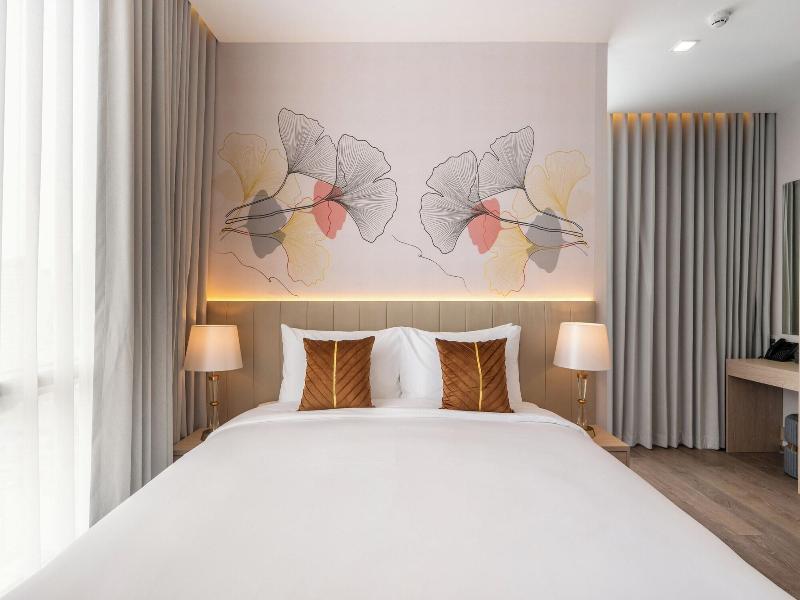 The Rich Grand Residence Sukhumvit image