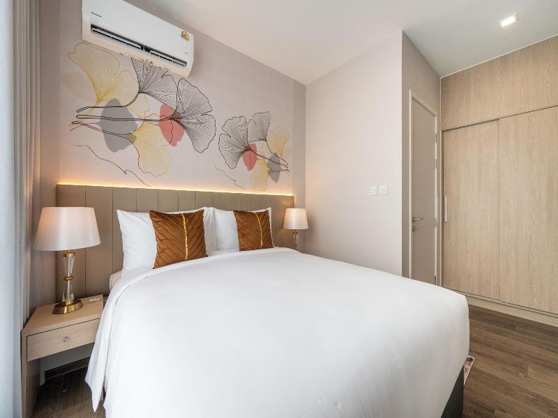 The Rich Grand Residence Sukhumvit image