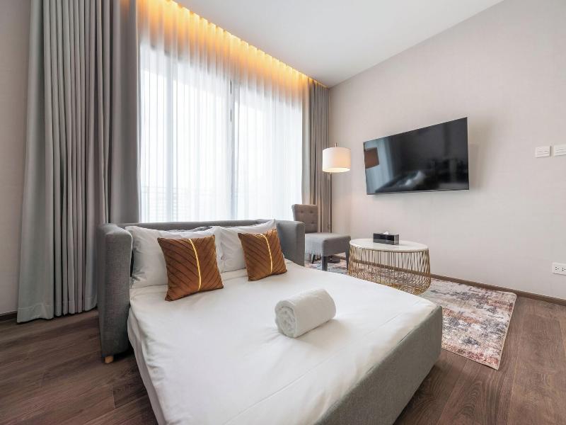 The Rich Grand Residence Sukhumvit image