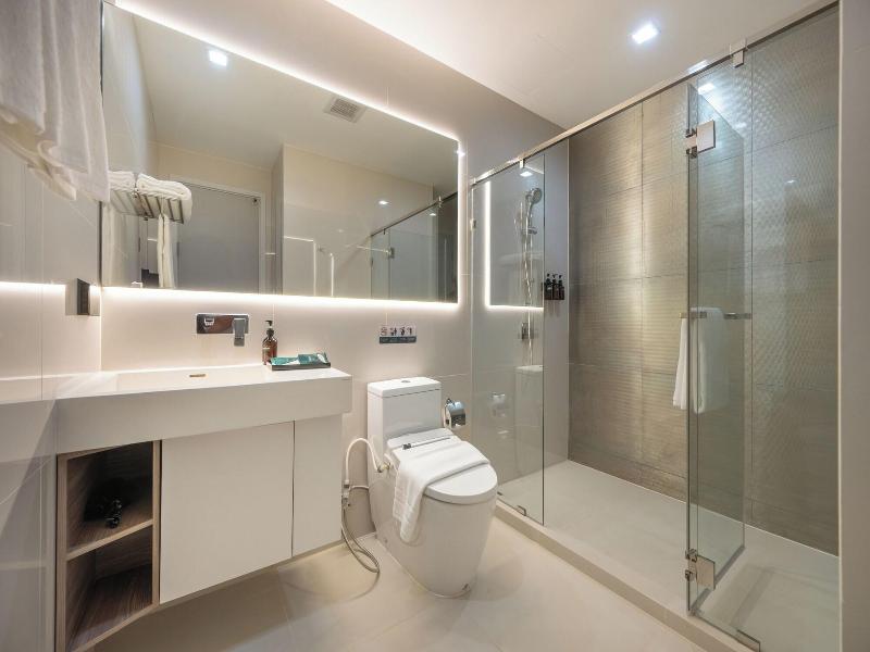 The Rich Grand Residence Sukhumvit image