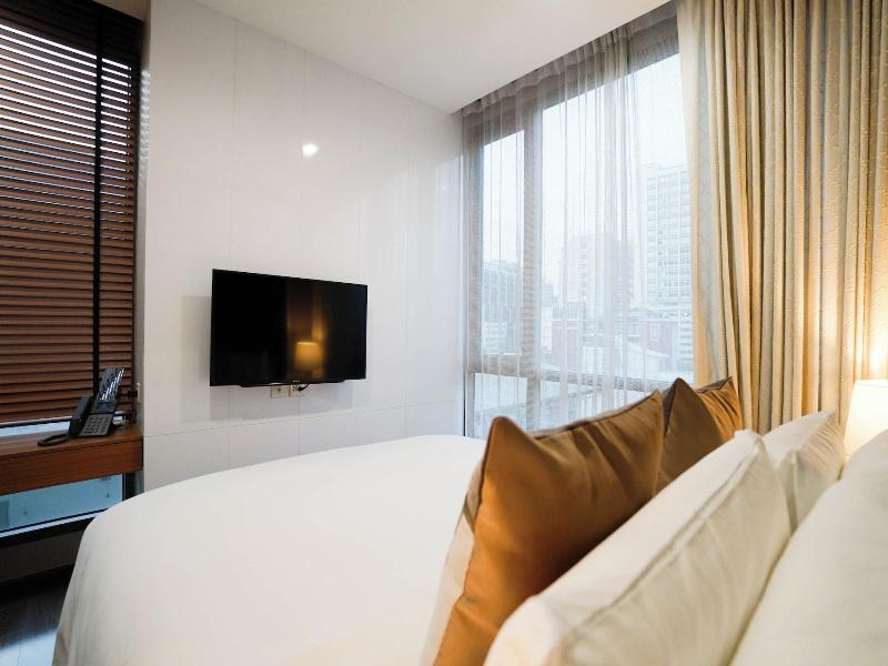 The Rich Grand Residence Sukhumvit image