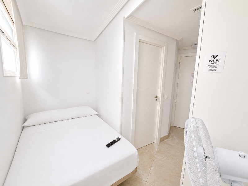Hospedaje La Campana image