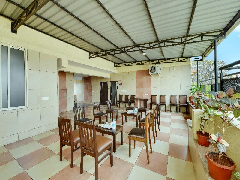 Avm Comfort Inn image