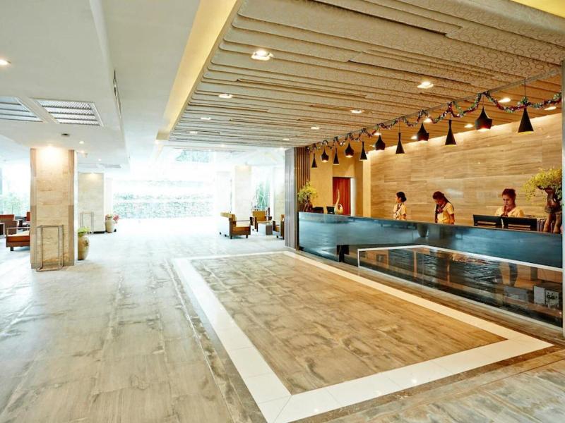 Sunday Grand Jomtien Pattaya image