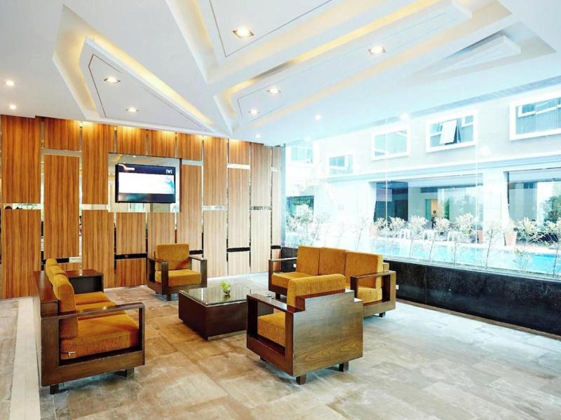 Sunday Grand Jomtien Pattaya image