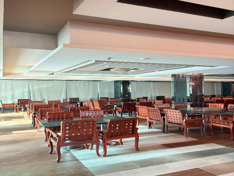 Sunday Grand Jomtien Pattaya image