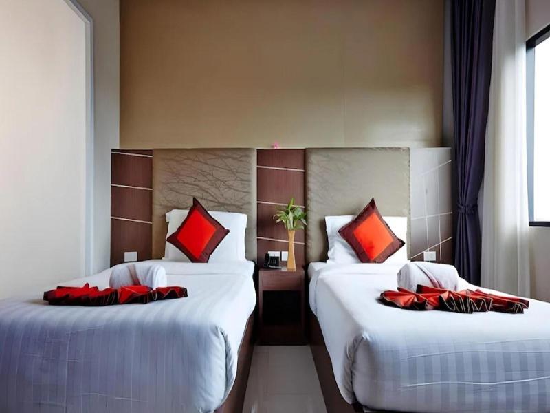 Sunday Grand Jomtien Pattaya image