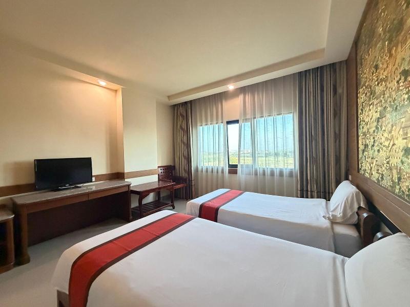 Sunday Grand Jomtien Pattaya image
