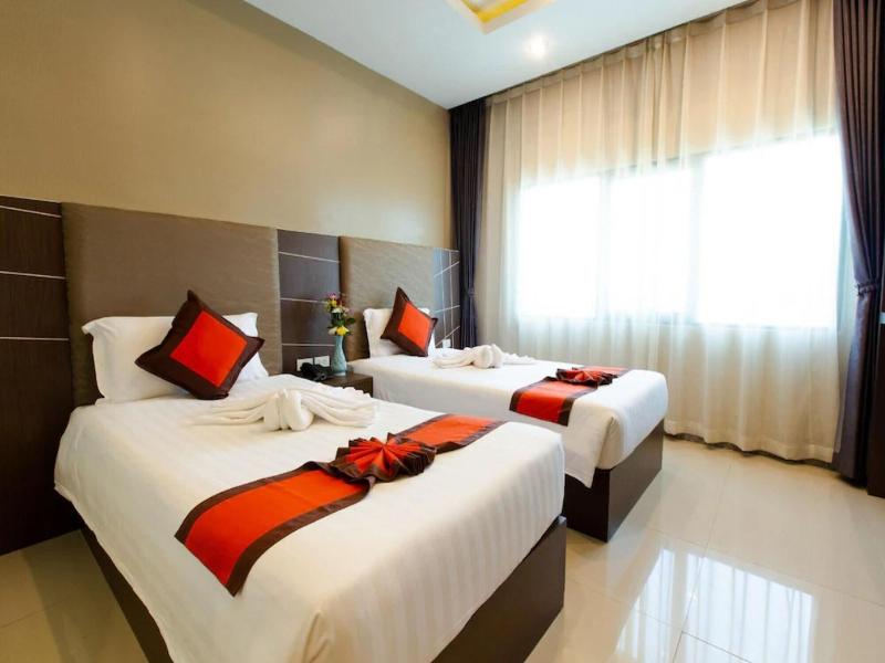 Sunday Grand Jomtien Pattaya image
