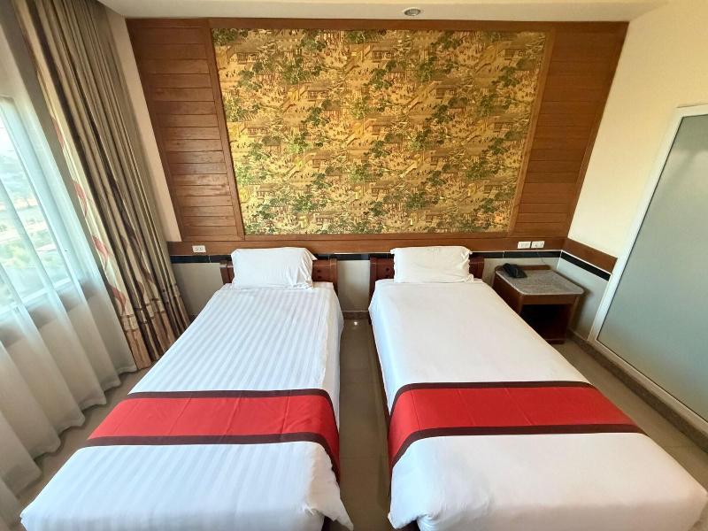 Sunday Grand Jomtien Pattaya image