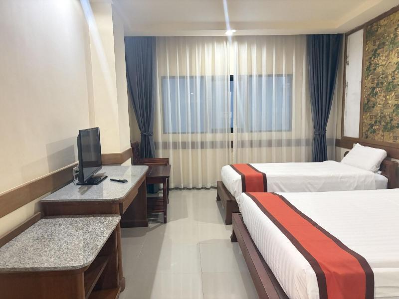 Sunday Grand Jomtien Pattaya image