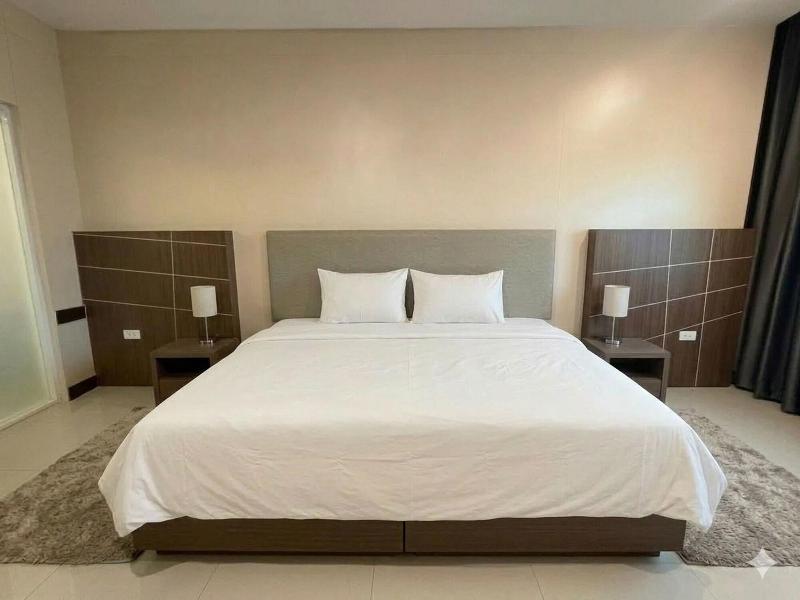 Sunday Grand Jomtien Pattaya image