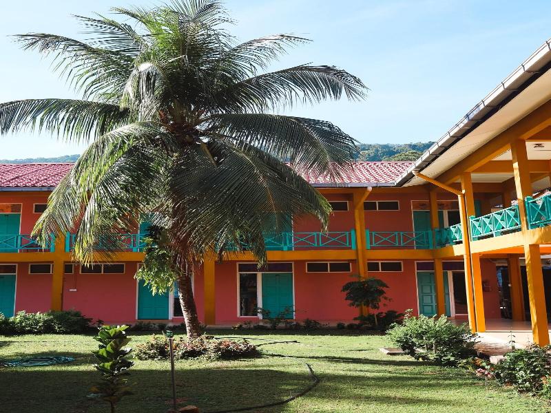 Papaya Resort