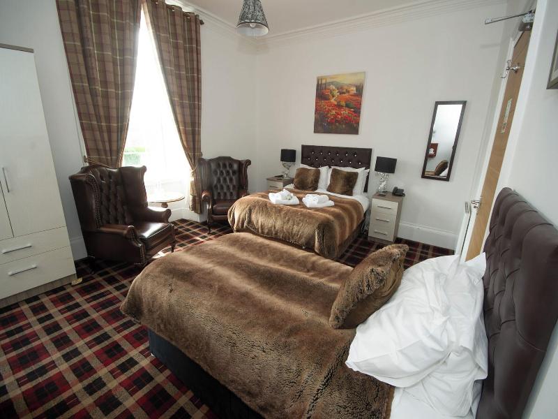 Haughton Arms Hotel image