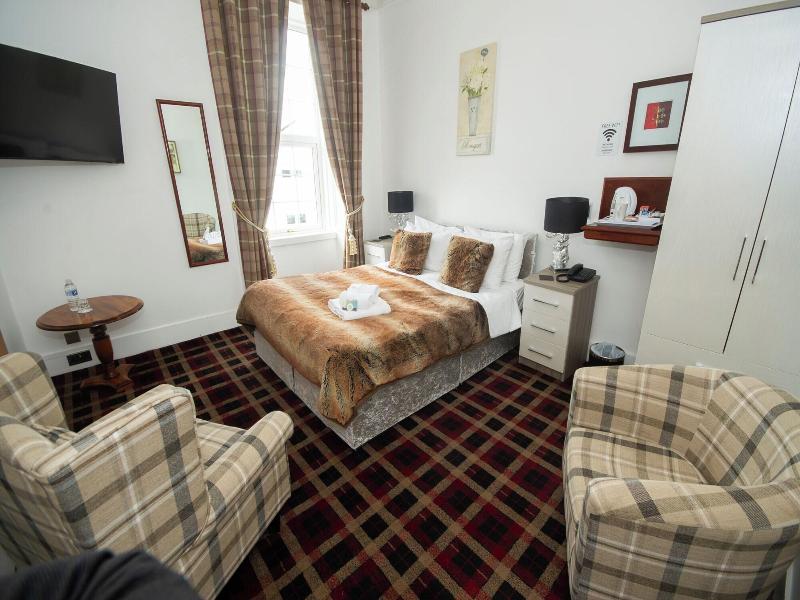 Haughton Arms Hotel image