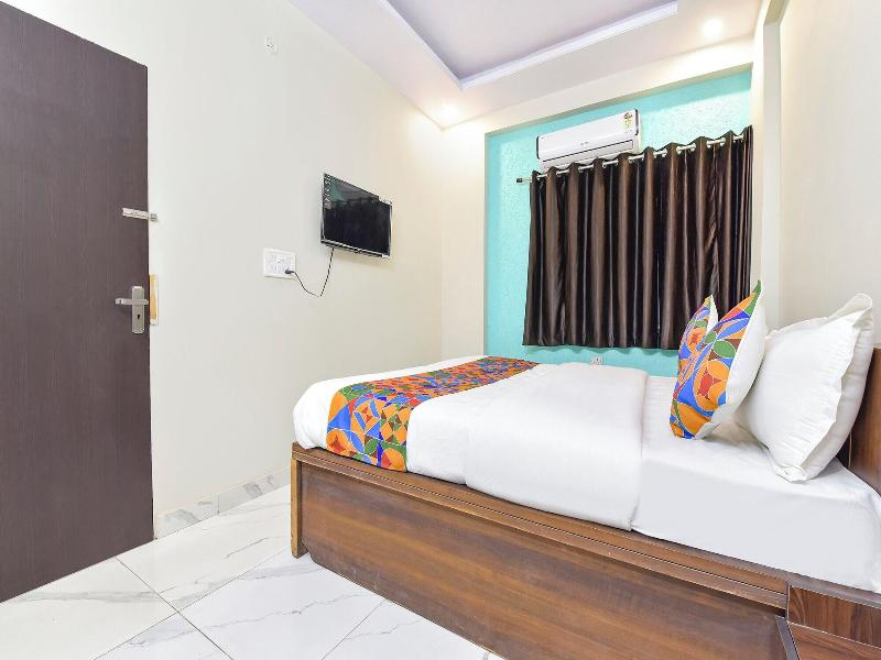 Fabhotel Bungalow 14 image