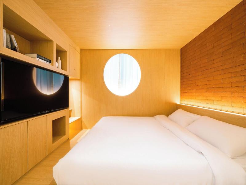 Y Collection By Unboundi Gyeongju image